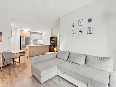 209-3182 Gladwin Road - 5