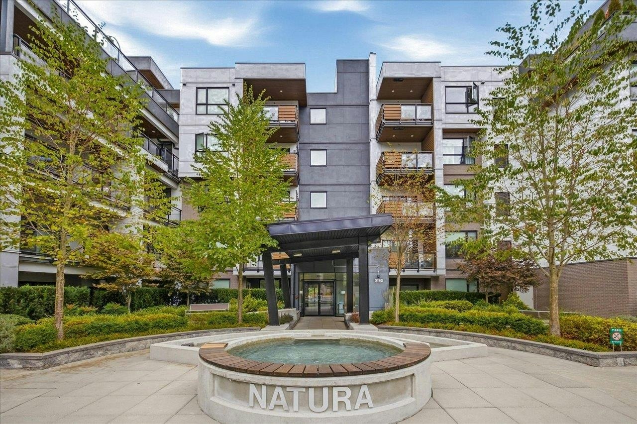 209-3182 Gladwin Road, Abbotsford, BC, V2T 0K8