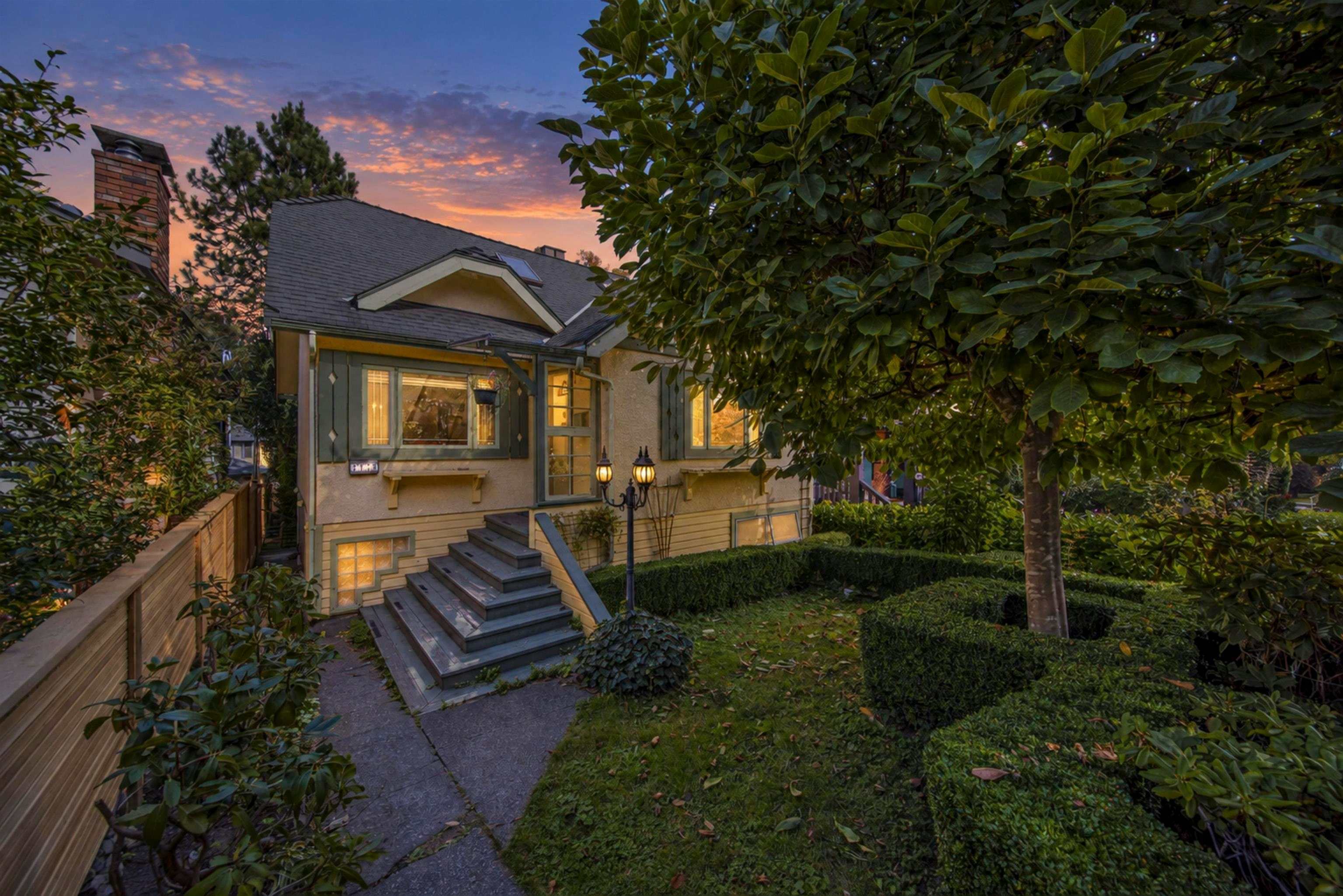 3519 W 14th Avenue, Vancouver, BC, V6R 2W3