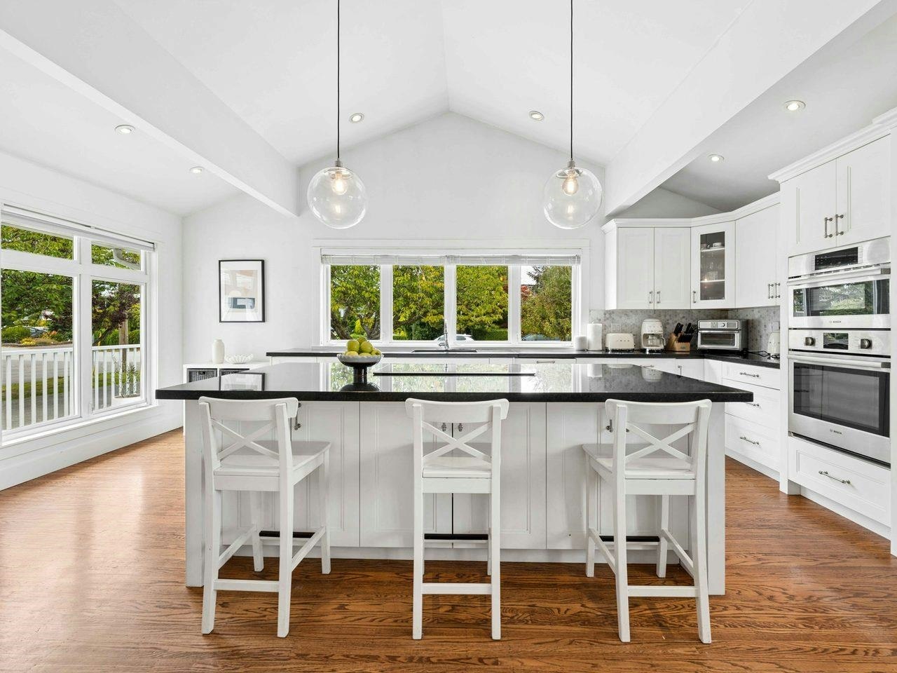 5326 Belair Drive - 4