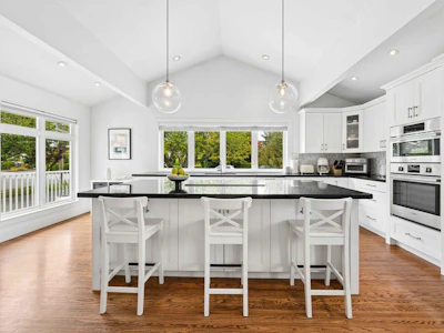 5326 Belair Drive - 4