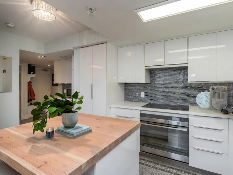 2508-788 Hamilton Street, Vancouver, BC, V6B 0E9 - 7