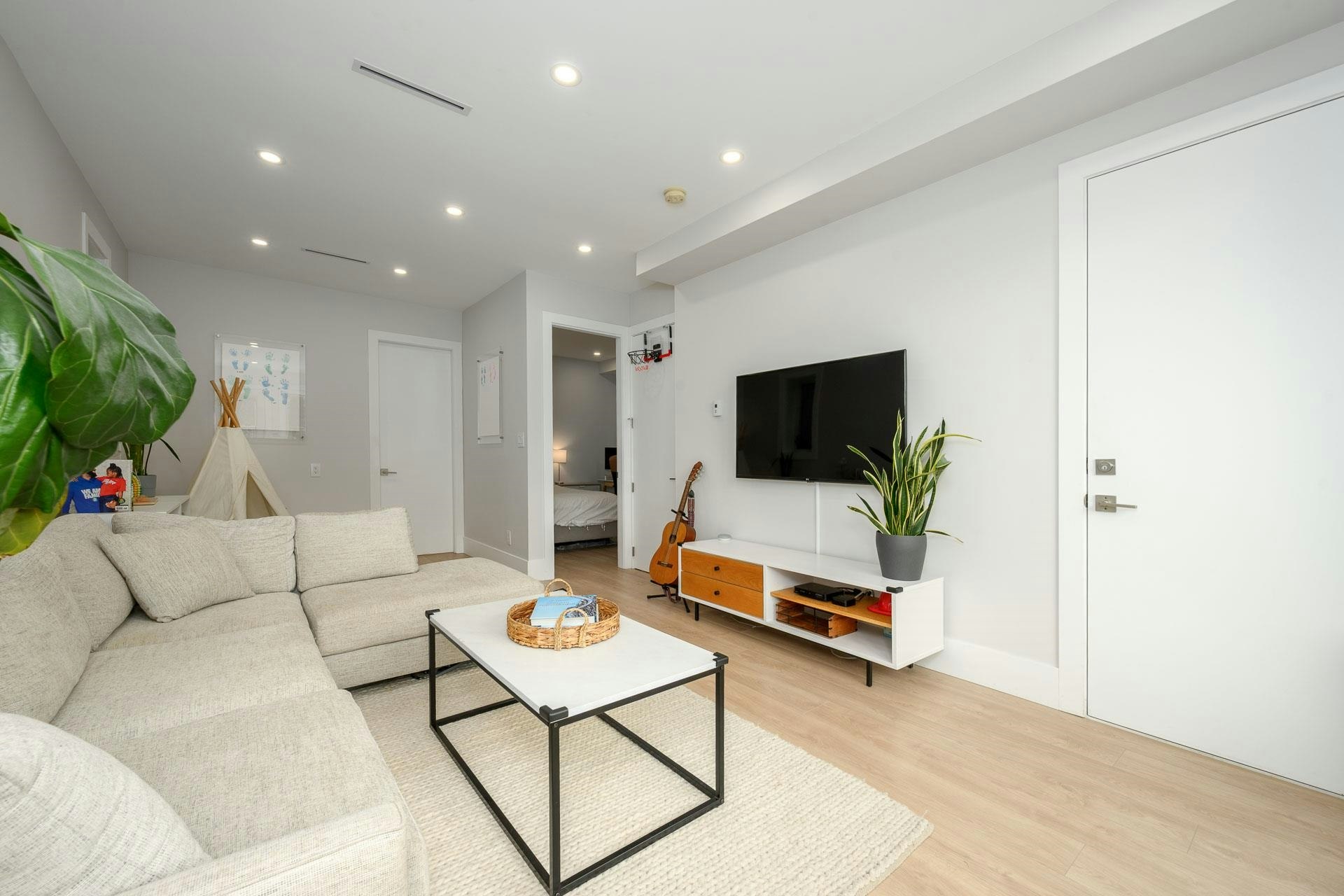 3-215 E 21st Street, North Vancouver, BC, V7L 3B7 - 27