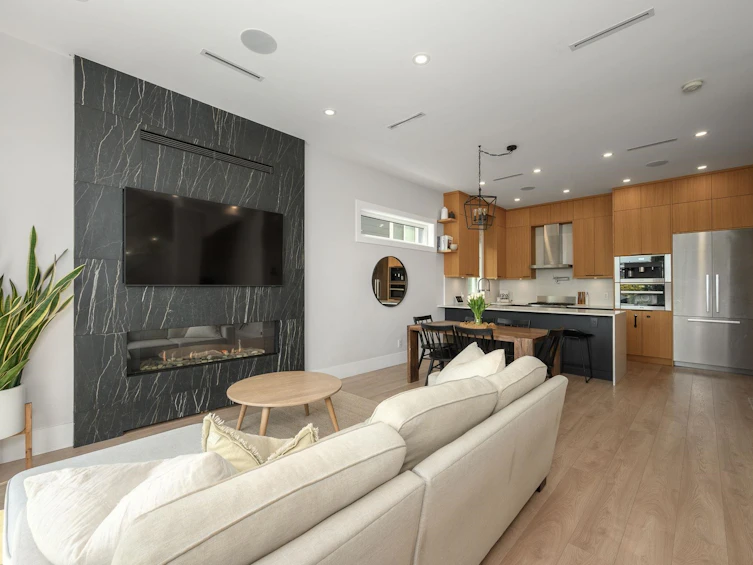 3-215 E 21st Street, North Vancouver, BC, V7L 3B7 - 11