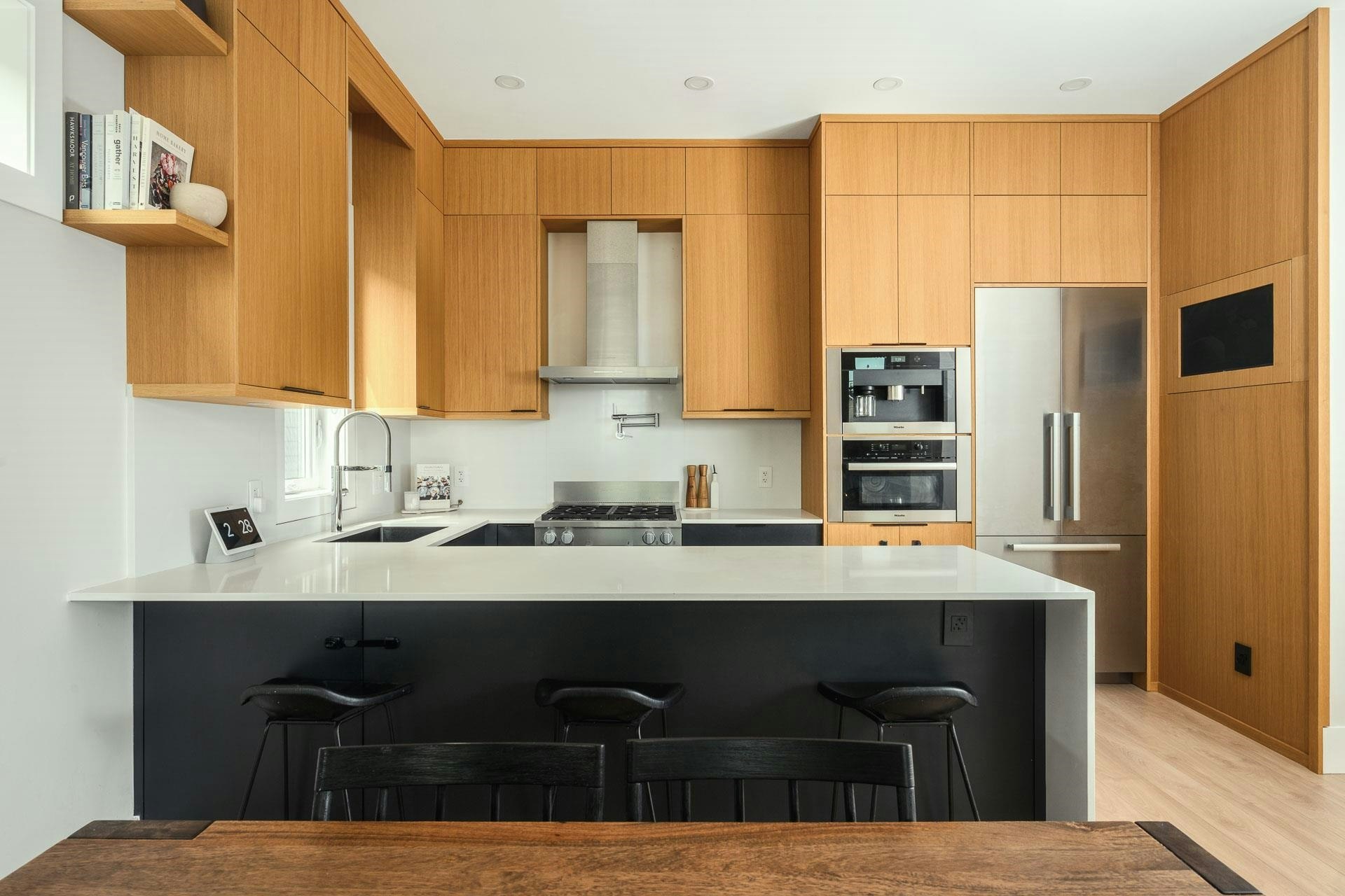 3-215 E 21st Street - 3
