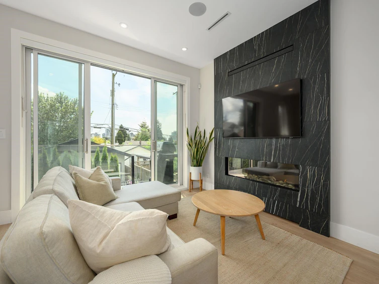 3-215 E 21st Street, North Vancouver, BC, V7L 3B7 - 9