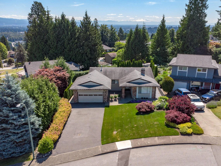 2802 Pilot Drive, Coquitlam, BC, V3C 3T4 - 2