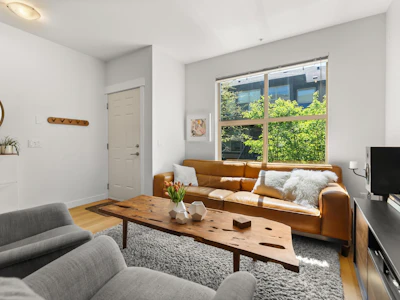3-307 E 15th Street - 5