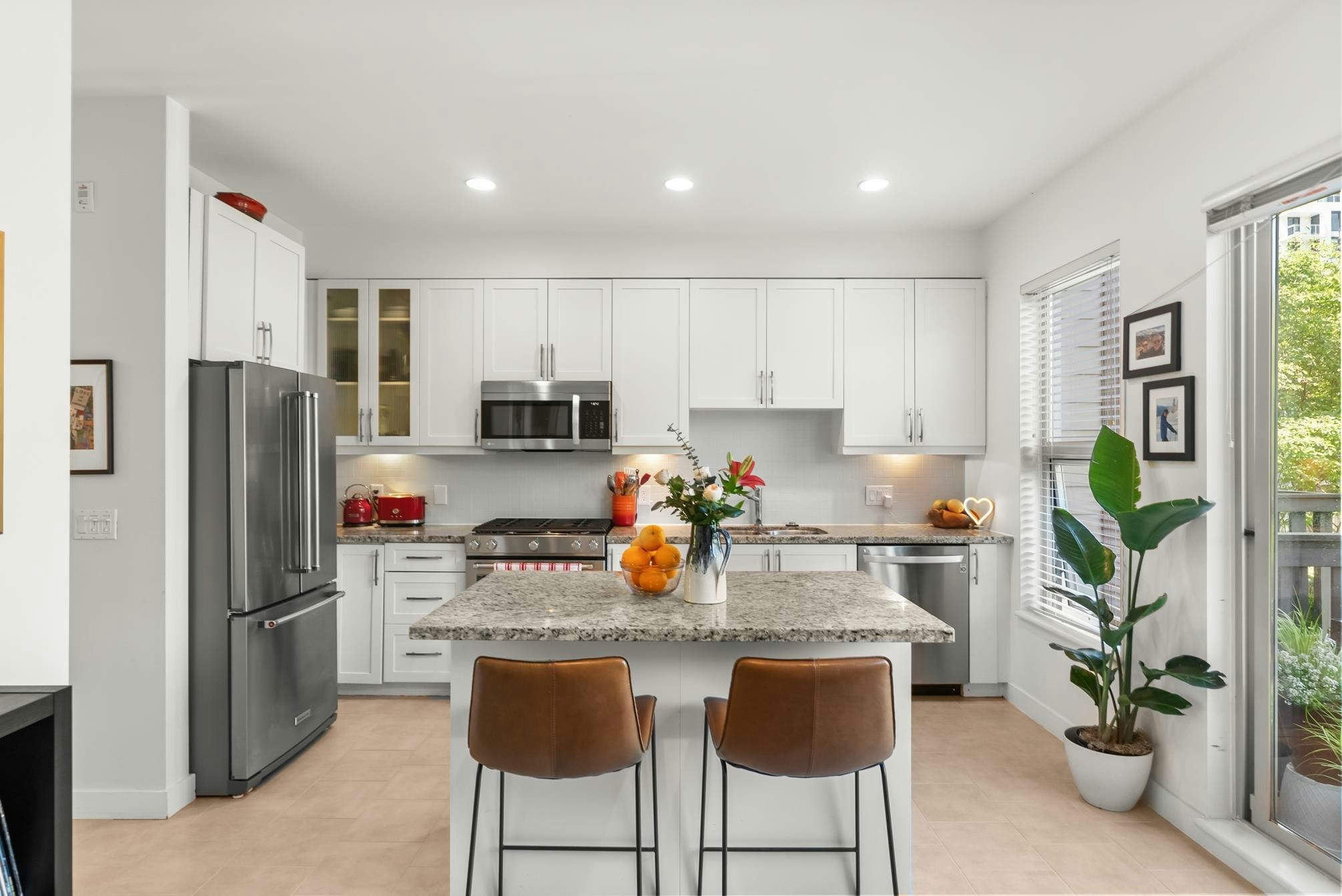 3-307 E 15th Street - 4