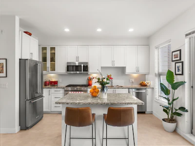 3-307 E 15th Street - 4