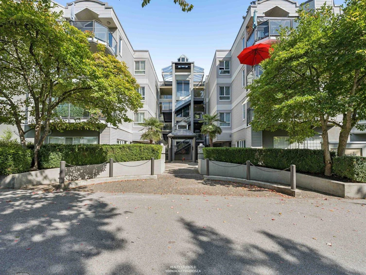 111-2250 SE Marine Drive, Vancouver, BC, V5P 2S2