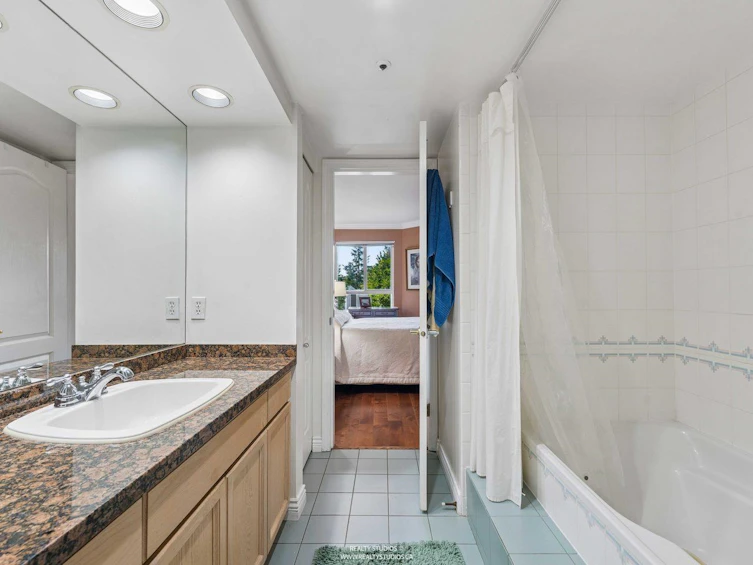 111-2250 SE Marine Drive, Vancouver, BC, V5P 2S2 - 30