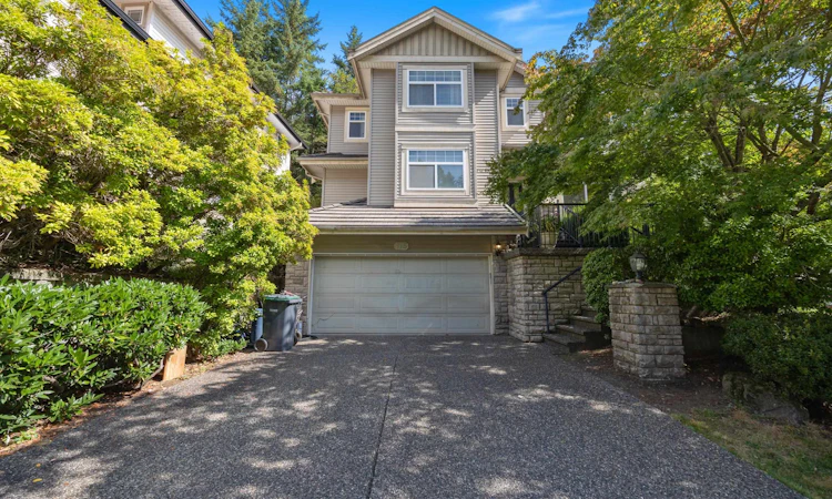 115 Eagle Passage