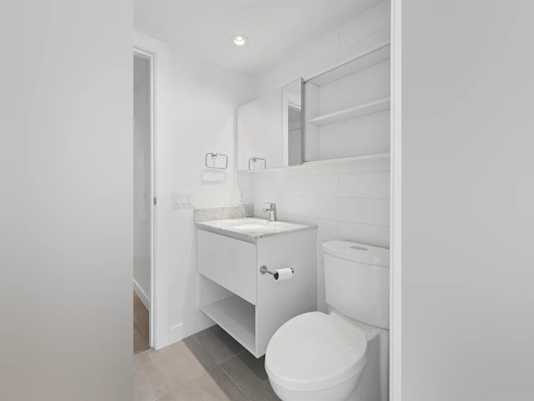 1901-908 Quayside Drive, New Westminster, BC, V3M 0L4 - 14
