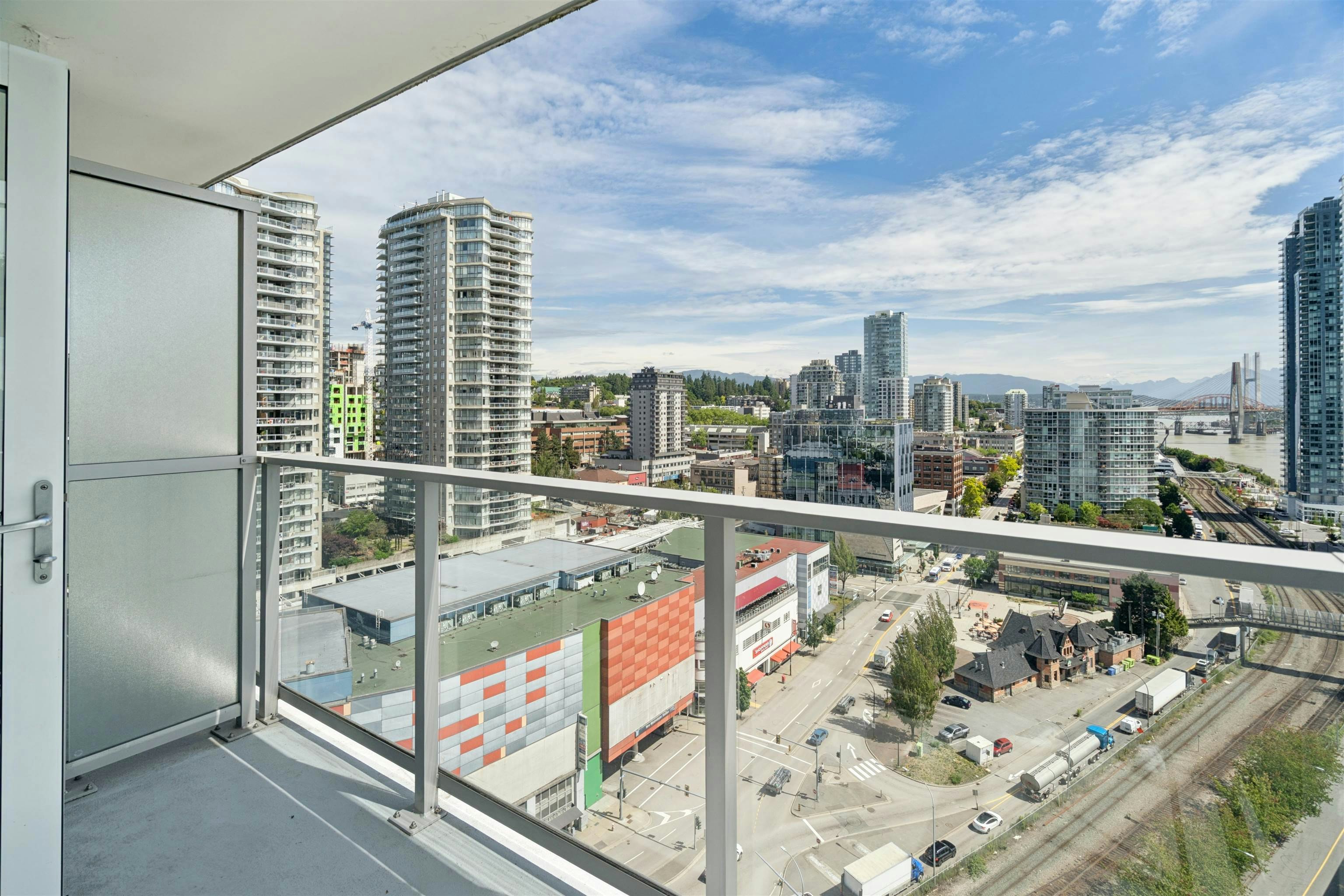 1901-908 Quayside Drive, New Westminster, BC, V3M 0L4 - 20