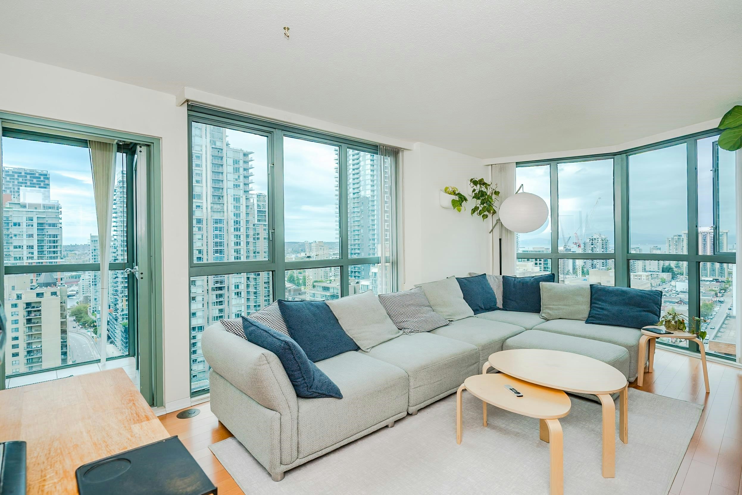 2601-1188 Howe Street, Vancouver, BC, V6Z 2S8