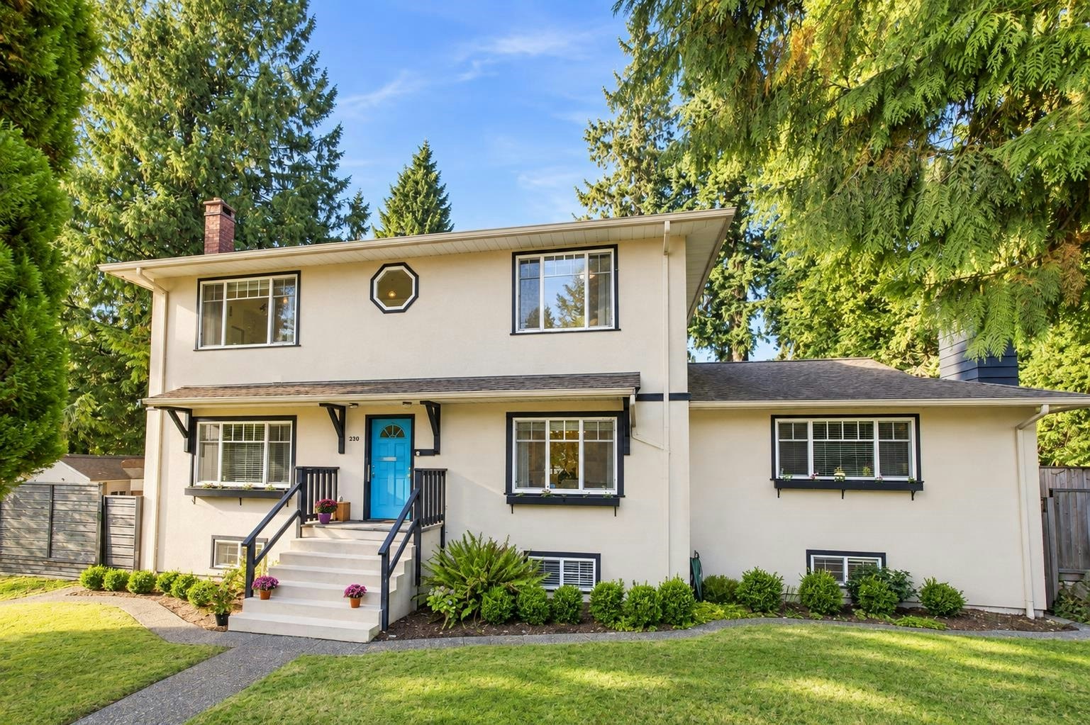 300 E 25th Street, North Vancouver, BC, V7N 1A3