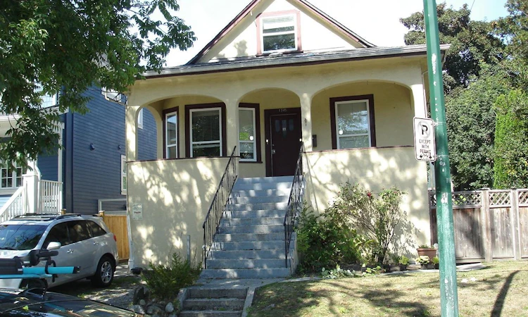 1745 Graveley Street