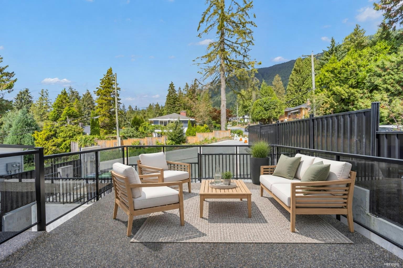 800 Montroyal Boulevard, North Vancouver, BC, V7R 2G6 - 39