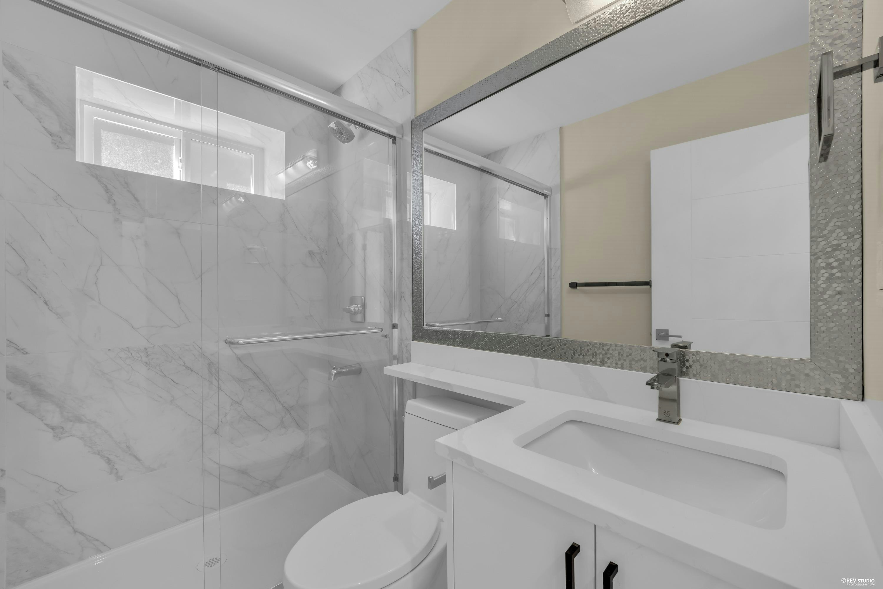 800 Montroyal Boulevard, North Vancouver, BC, V7R 2G6 - 29