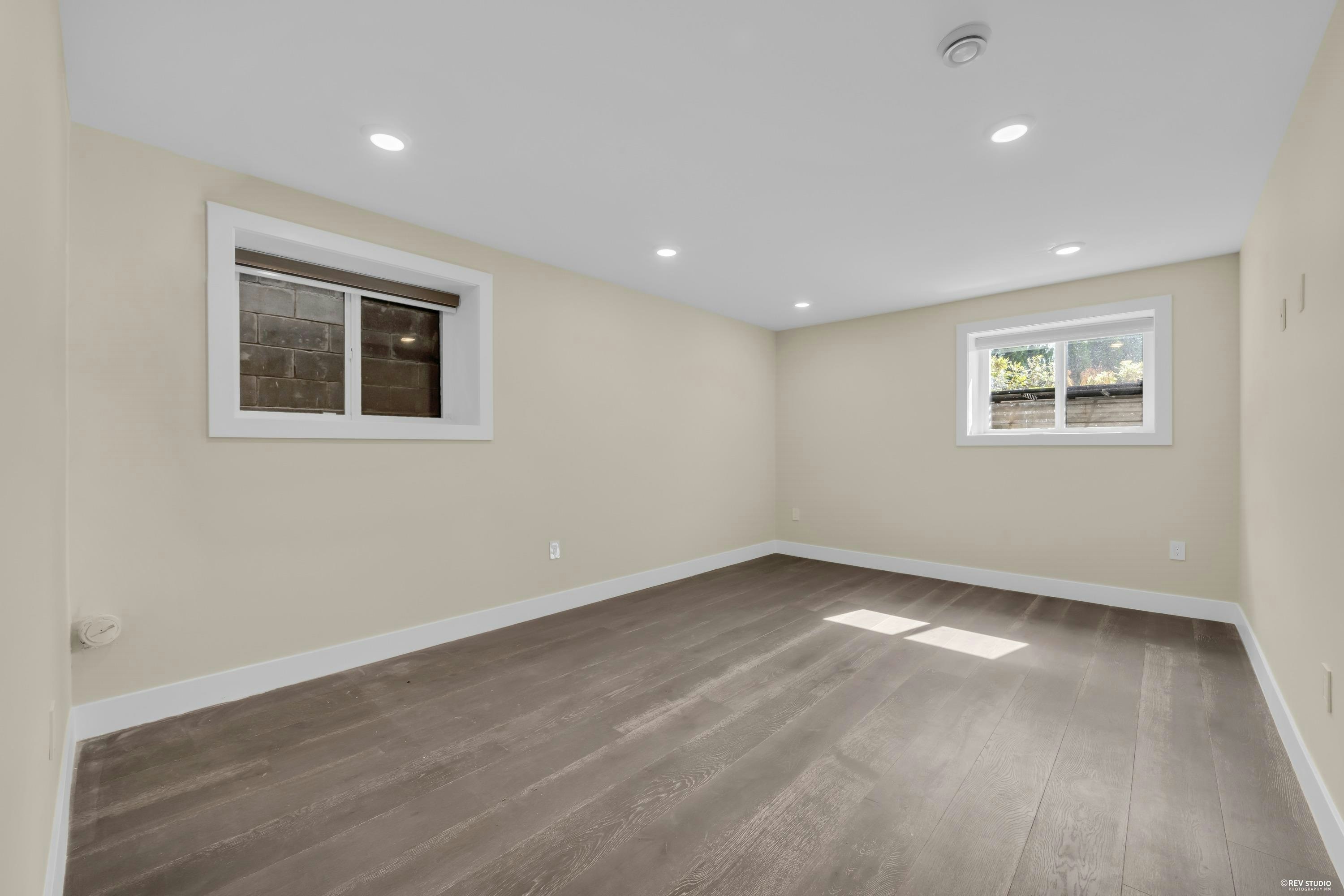 800 Montroyal Boulevard, North Vancouver, BC, V7R 2G6 - 32