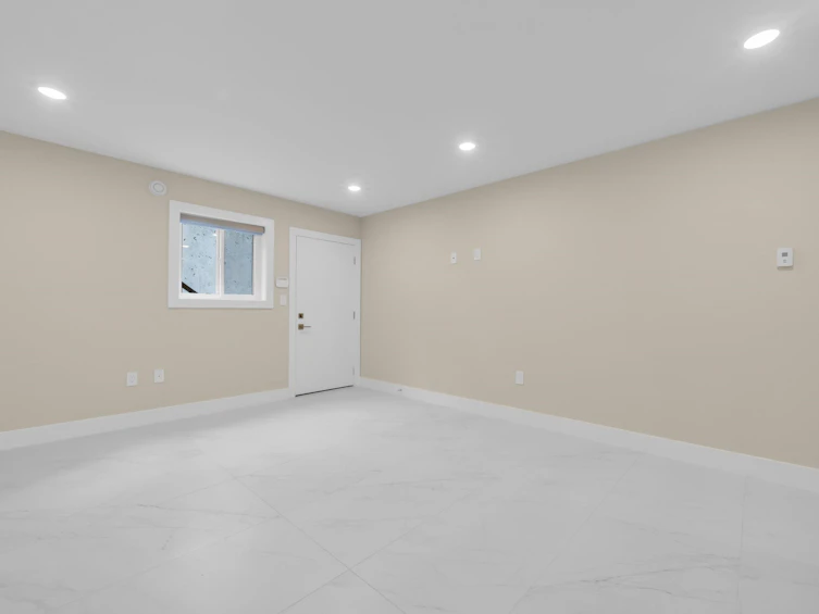 800 Montroyal Boulevard, North Vancouver, BC, V7R 2G6 - 23