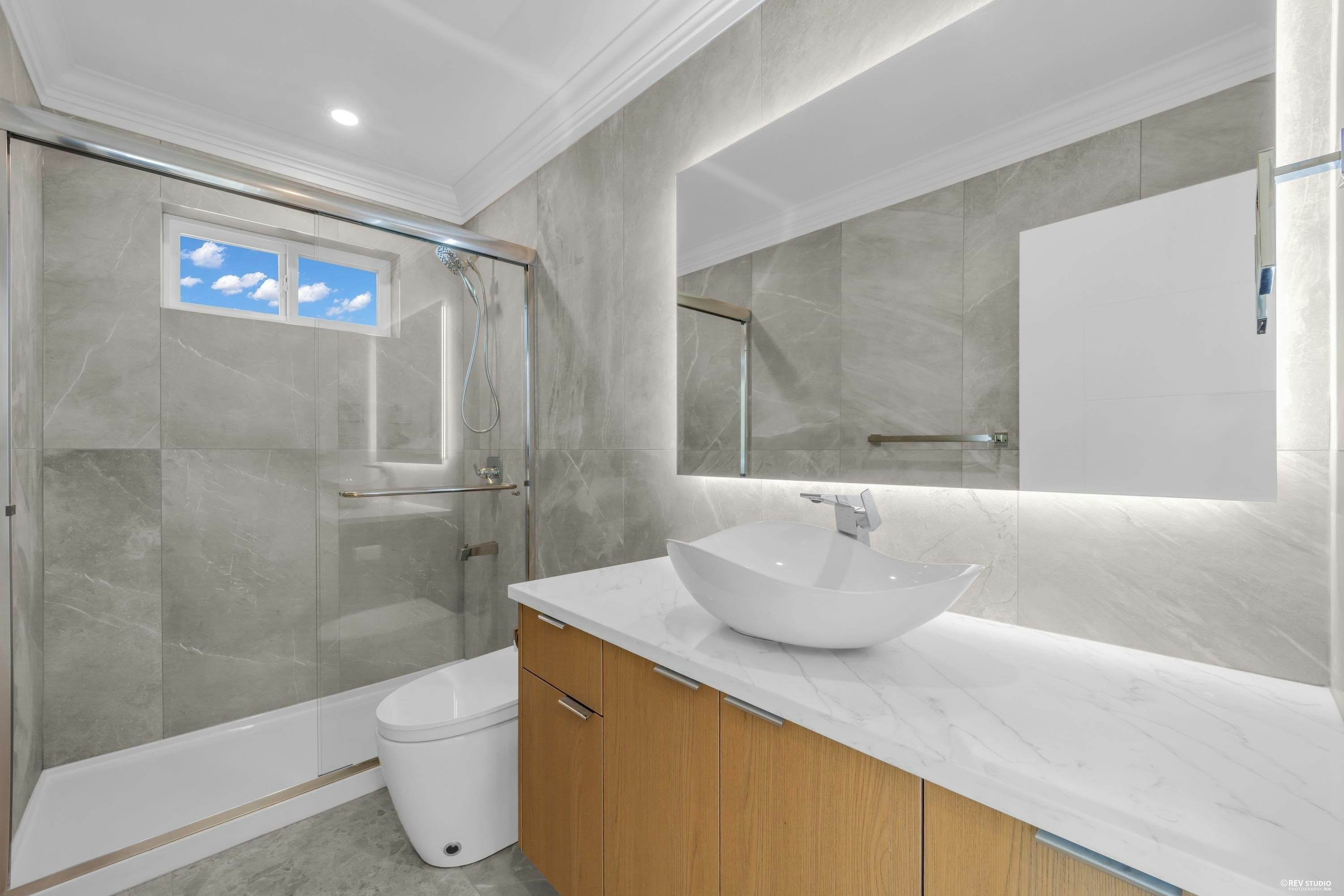 800 Montroyal Boulevard, North Vancouver, BC, V7R 2G6 - 15