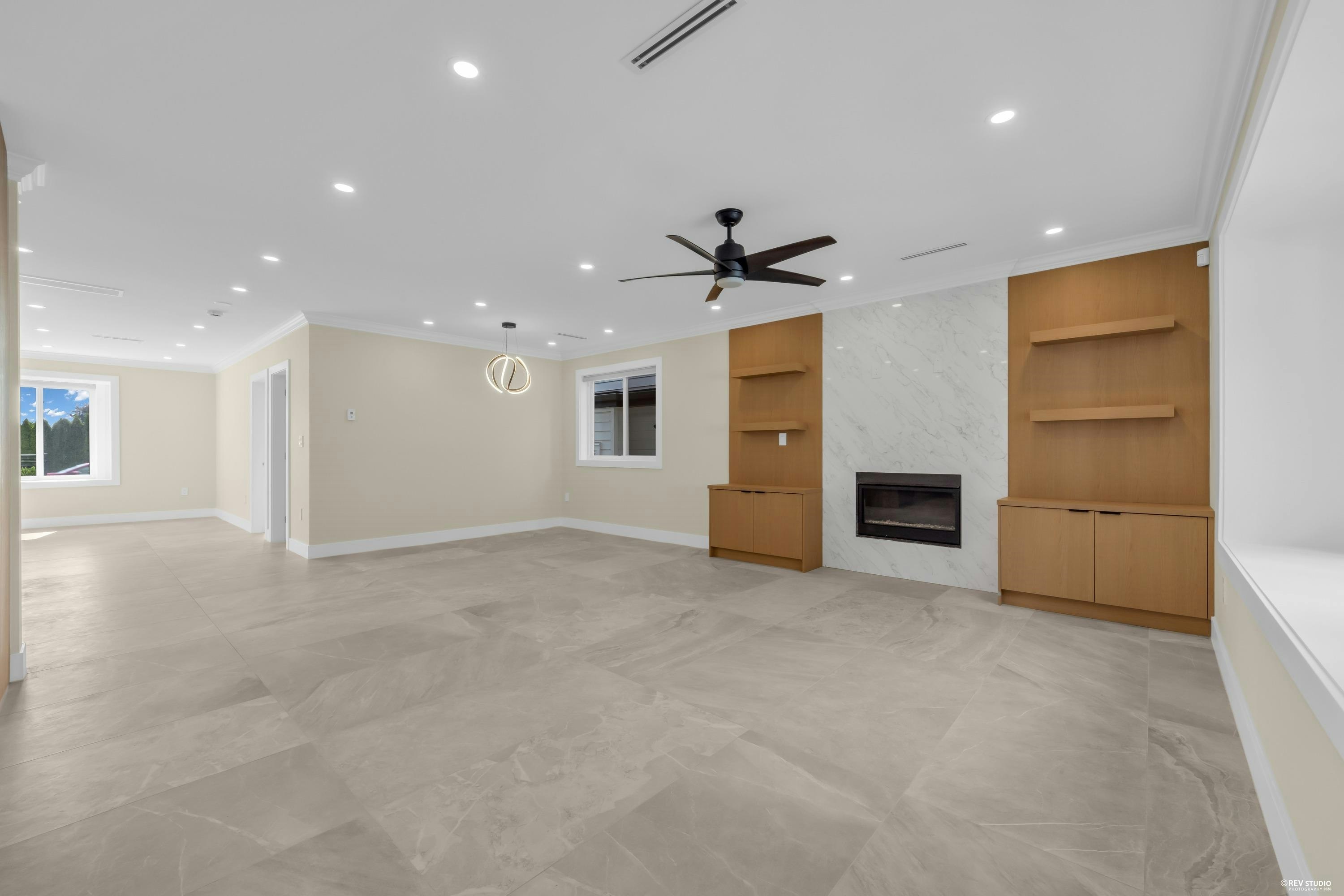 800 Montroyal Boulevard, North Vancouver, BC, V7R 2G6 - 11