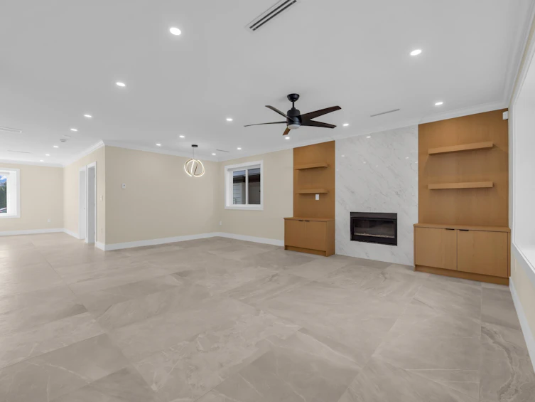 800 Montroyal Boulevard, North Vancouver, BC, V7R 2G6 - 11