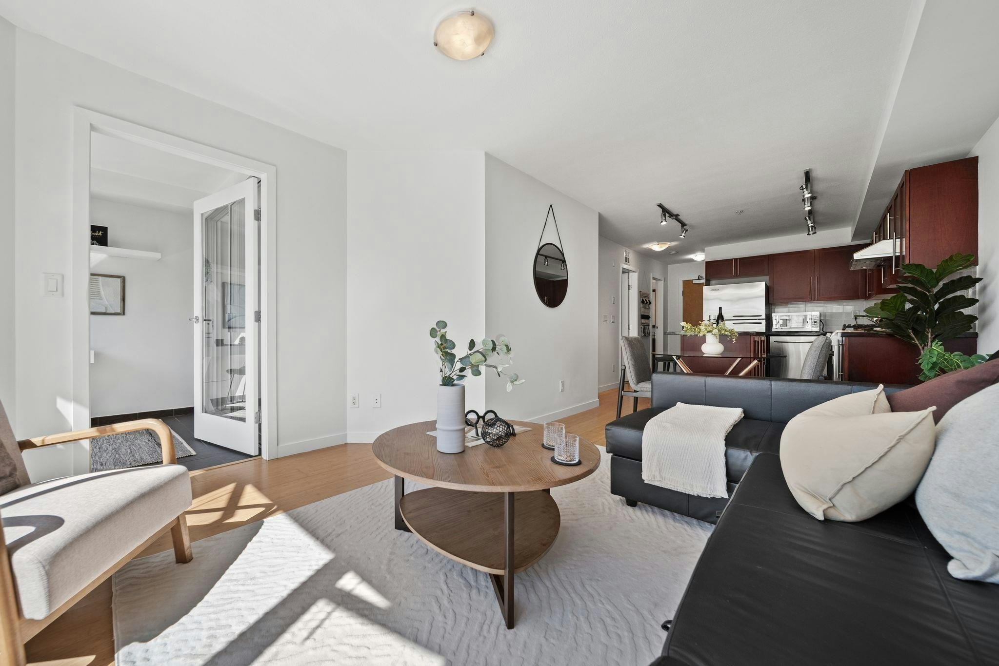 409-122 E 3rd Street - 2