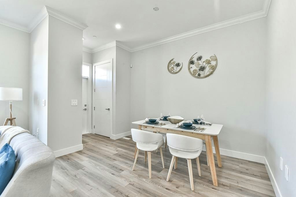 7422 196 Street, Surrey, BC, V3A 7X8 - 9