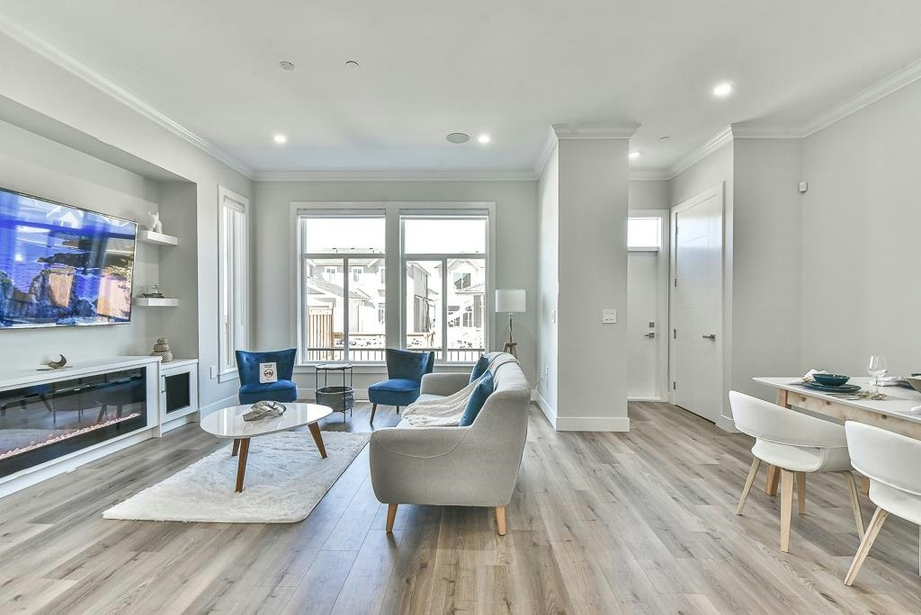 7422 196 Street, Surrey, BC, V3A 7X8 - 8