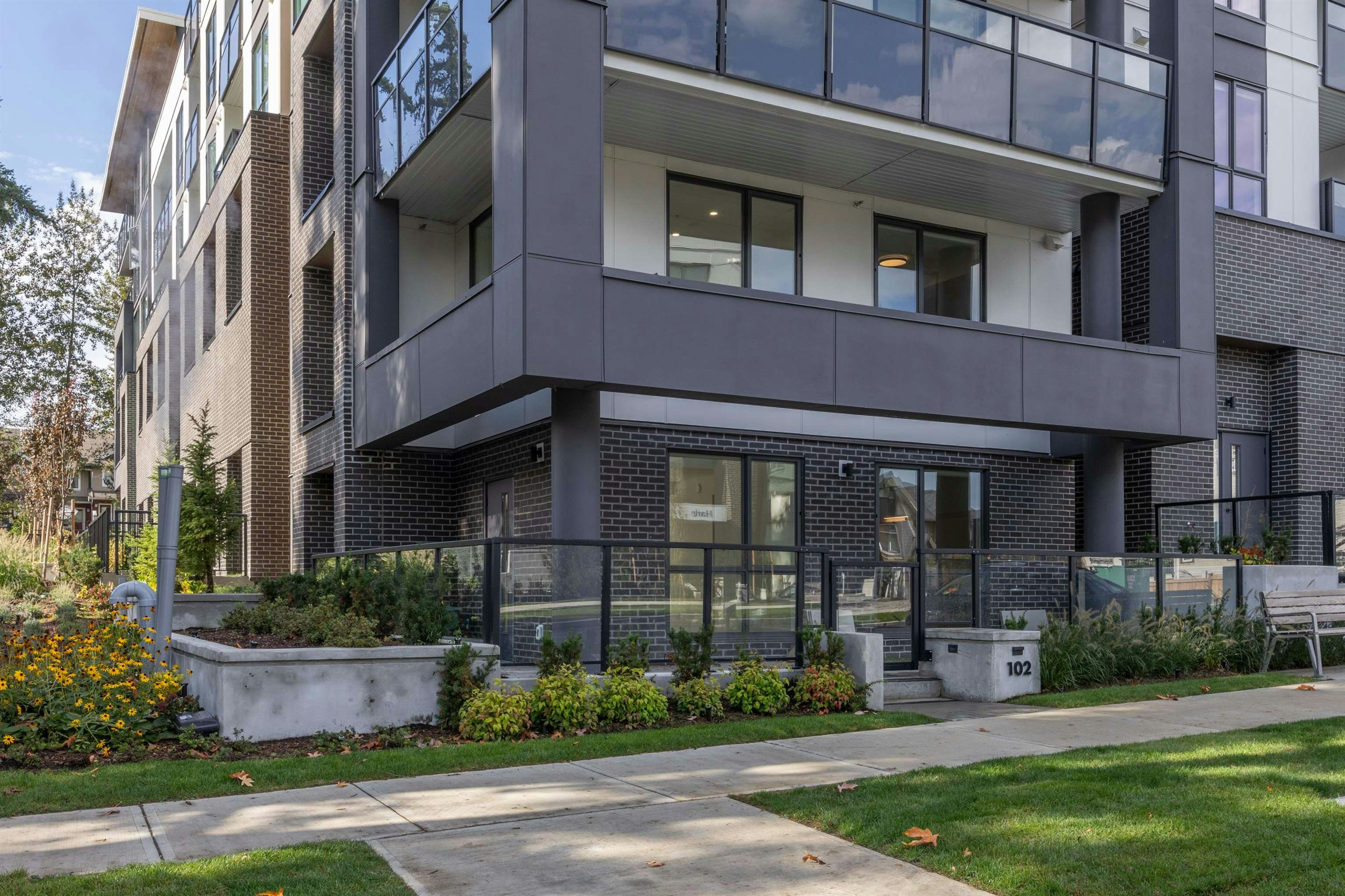 102-6585 195a Street, Surrey, BC, V4N 6B5