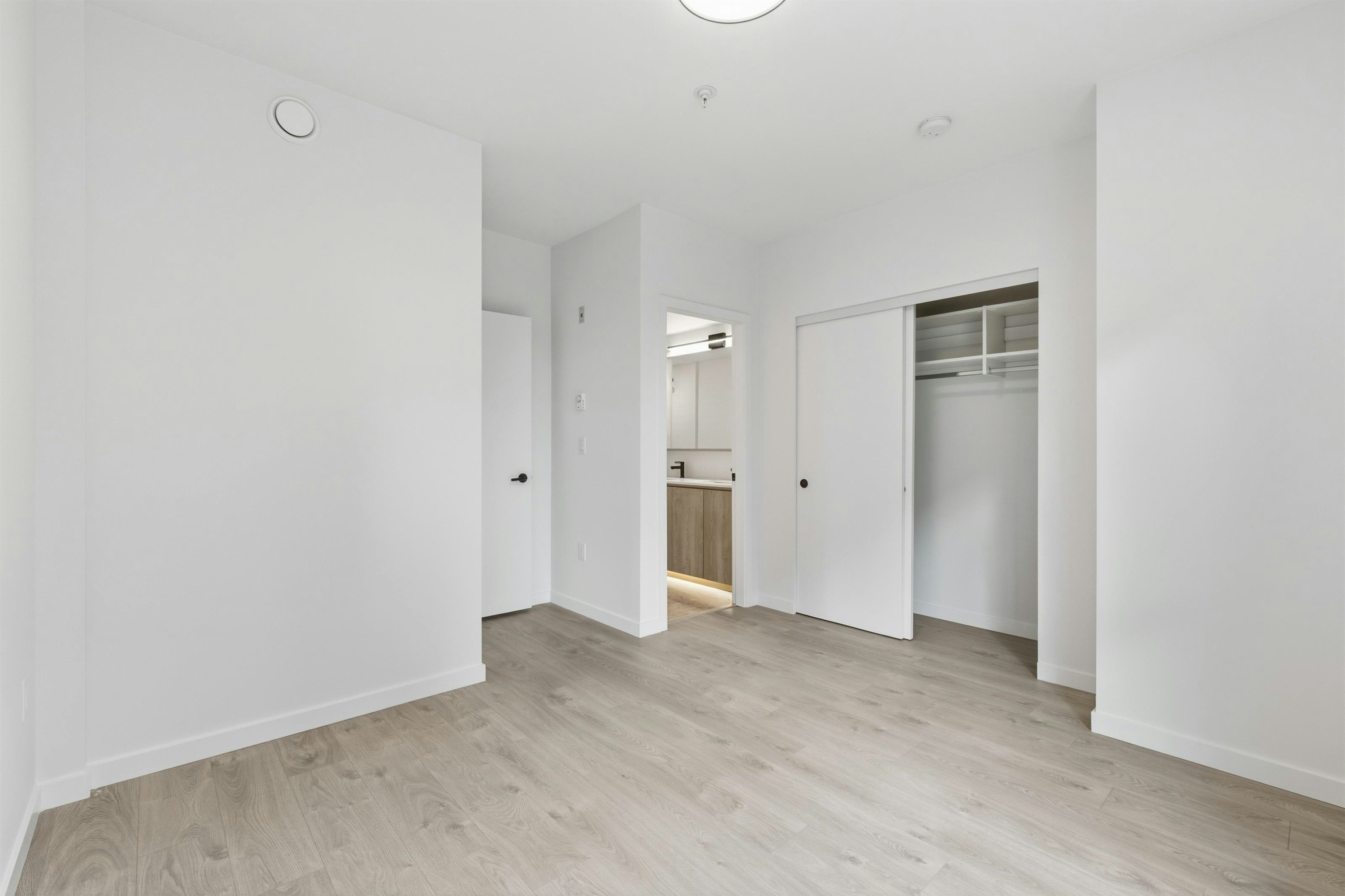 102-6585 195a Street, Surrey, BC, V4N 6B5 - 18