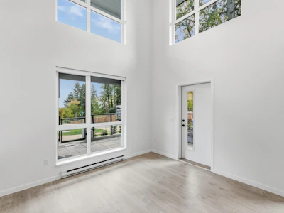102-6585 195a Street - 2
