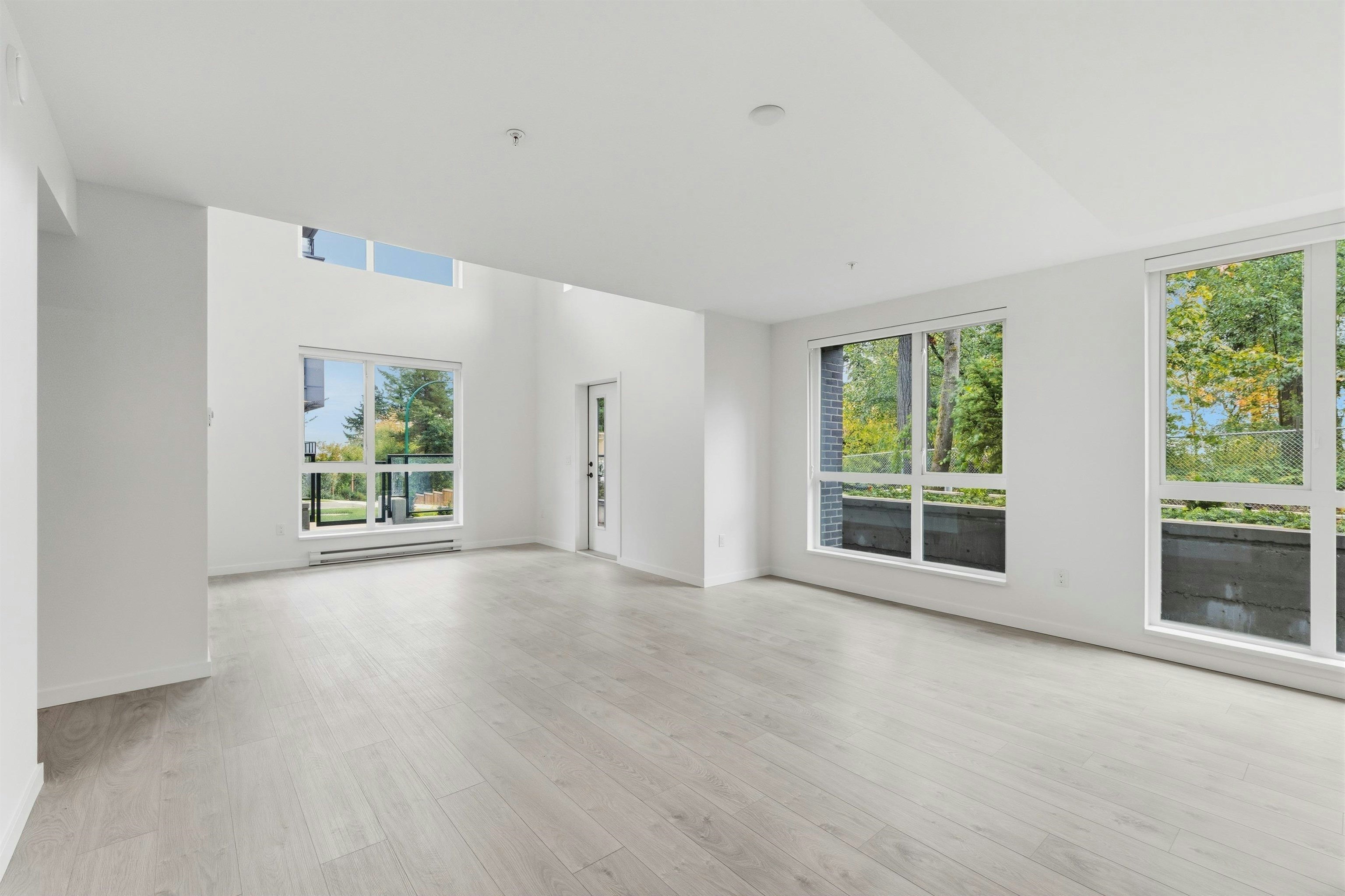 102-6585 195a Street, Surrey, BC, V4N 6B5 - 6