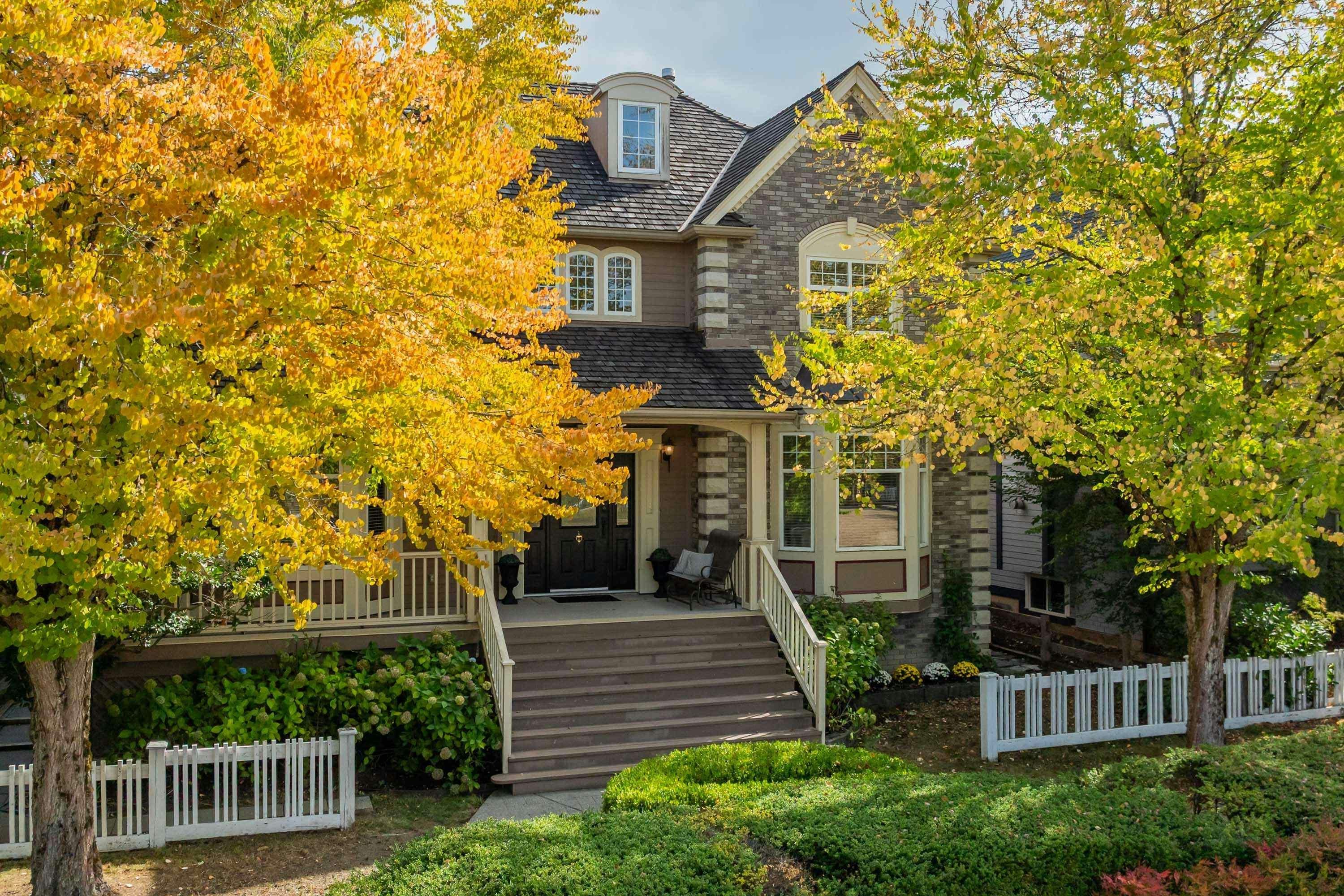 21646 Murray's Crescent - 2