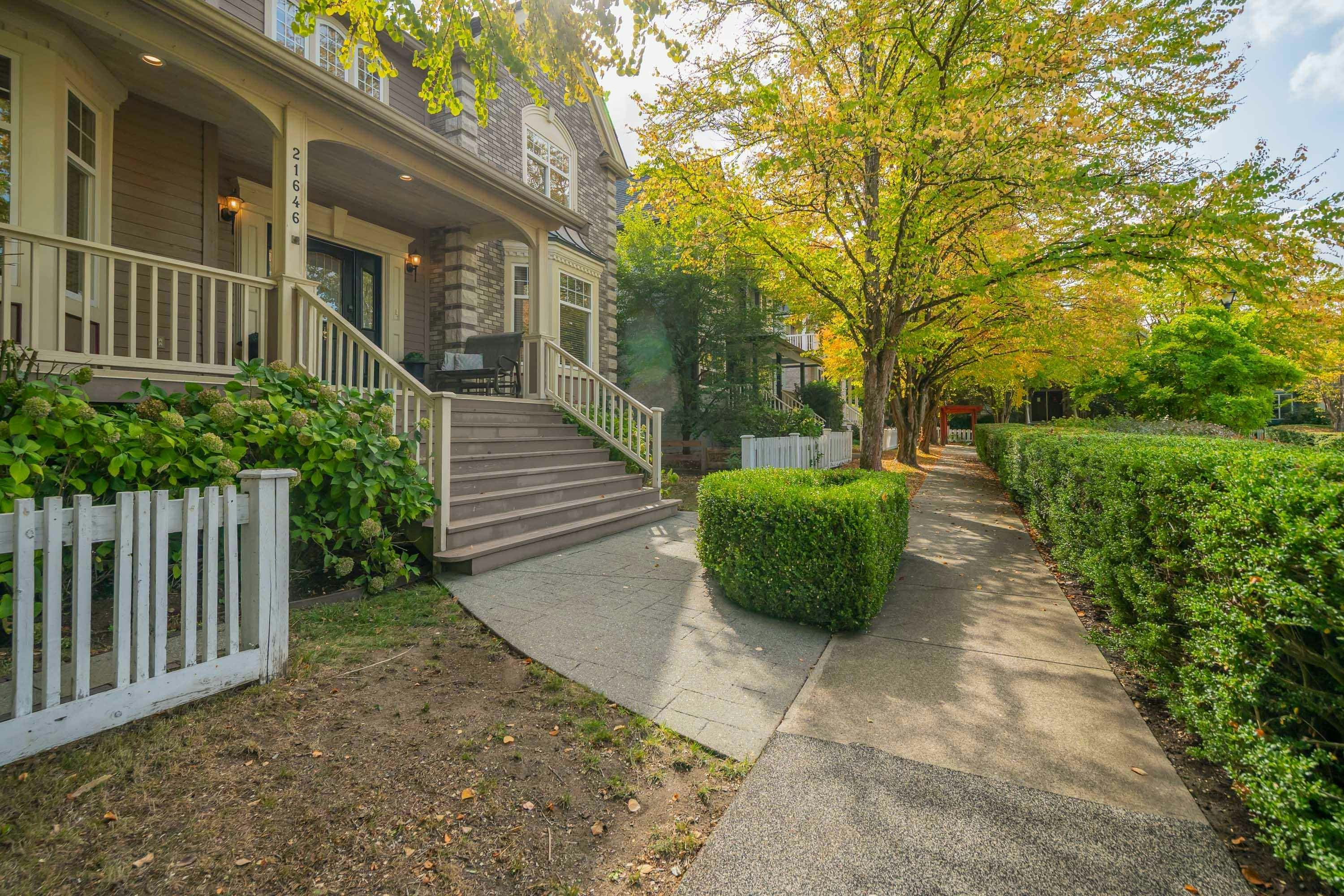 21646 Murray's Crescent - 4
