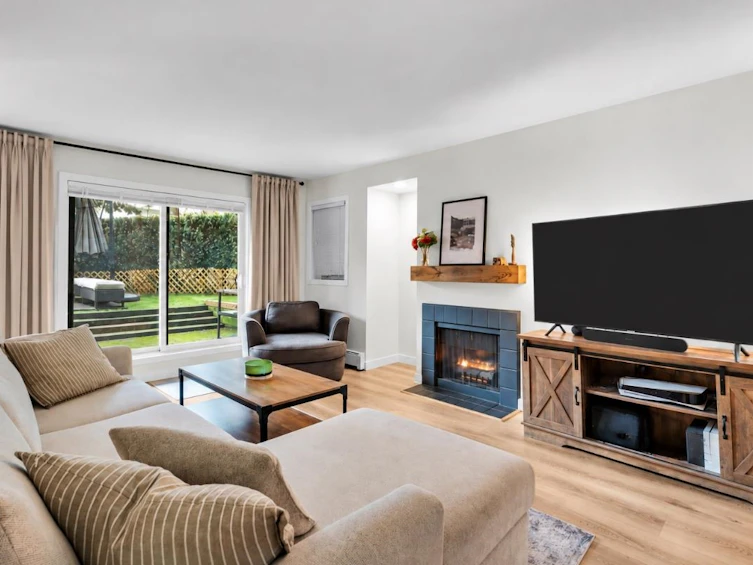 102-1935 W 1st Avenue, Vancouver, BC, V6J 1G7 - 3