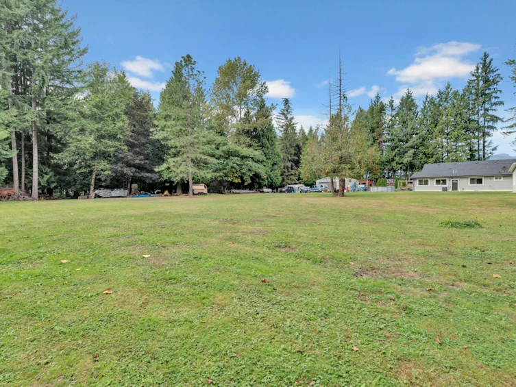 22288 136 Avenue, Maple Ridge, BC, V4R 2P7