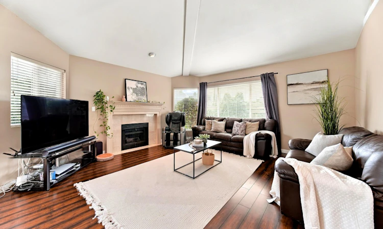 21-7711 Williams Road
