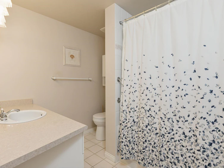 304-2059 Chesterfield Avenue, North Vancouver, BC, V7M 2P4 - 10