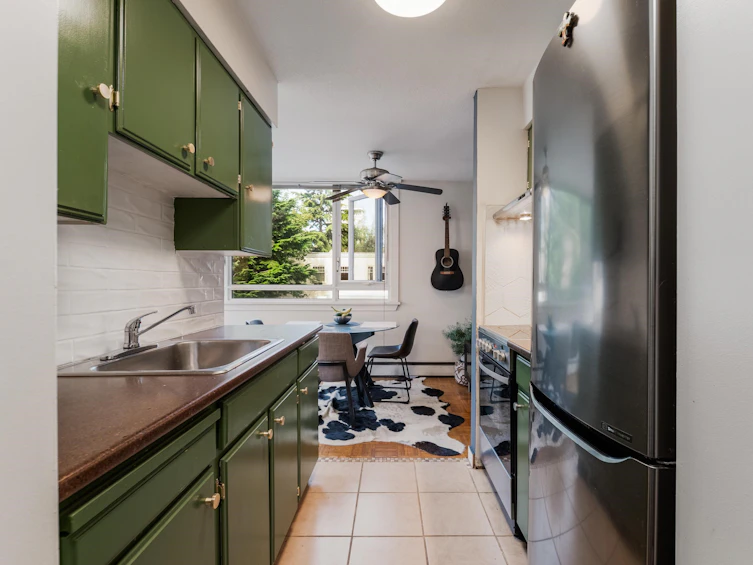 203-1850 Comox Street, Vancouver, BC, V6G 1R3 - 9