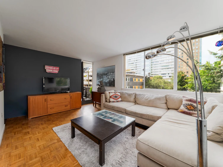 203-1850 Comox Street, Vancouver, BC, V6G 1R3 - 2