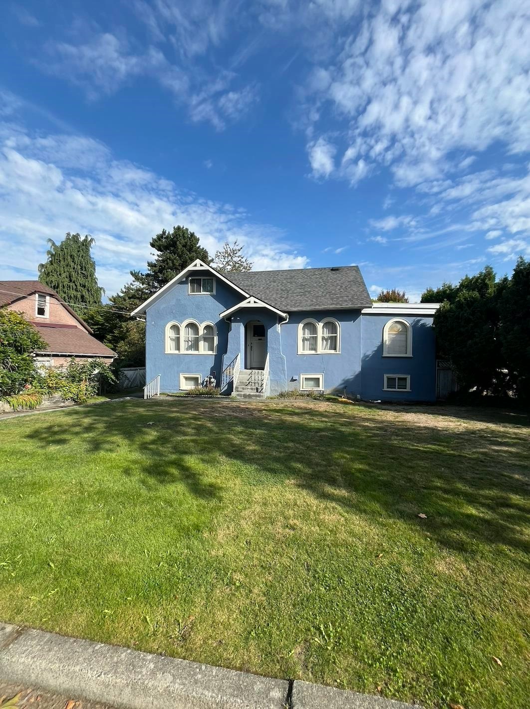 579 W 24th Avenue, Vancouver, BC, V5Z 2B5