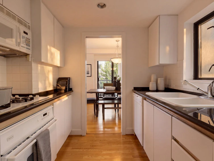 300-1410 Bute Street, Vancouver, BC, V6E 2A7 - 16