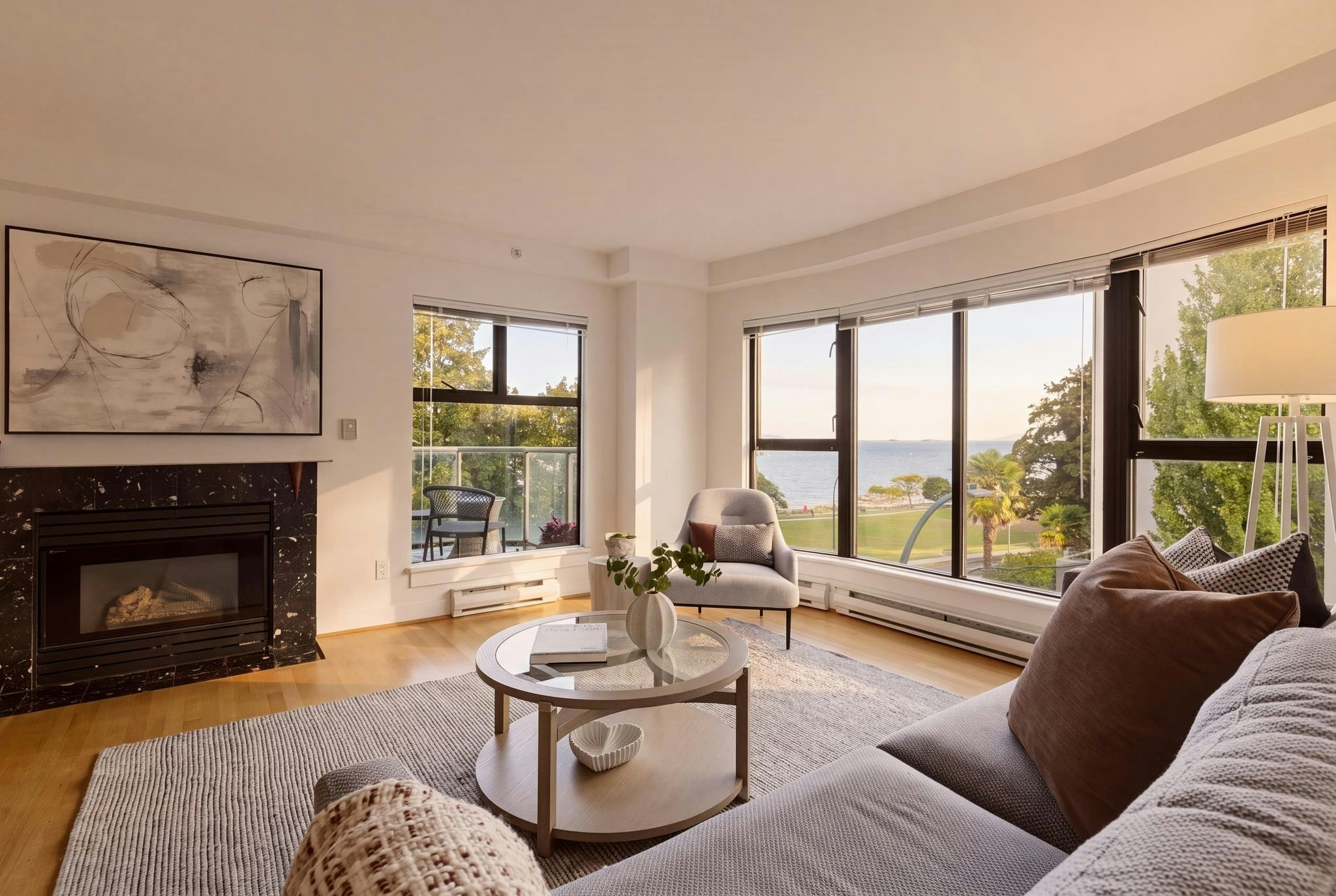 300-1410 Bute Street, Vancouver, BC, V6E 2A7