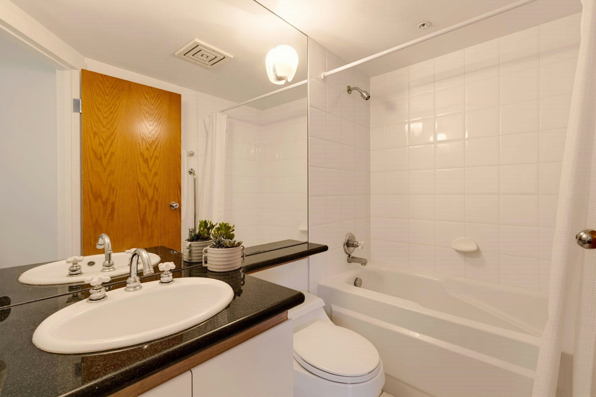 300-1410 Bute Street, Vancouver, BC, V6E 2A7 - 24