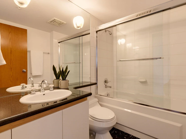 300-1410 Bute Street, Vancouver, BC, V6E 2A7 - 27