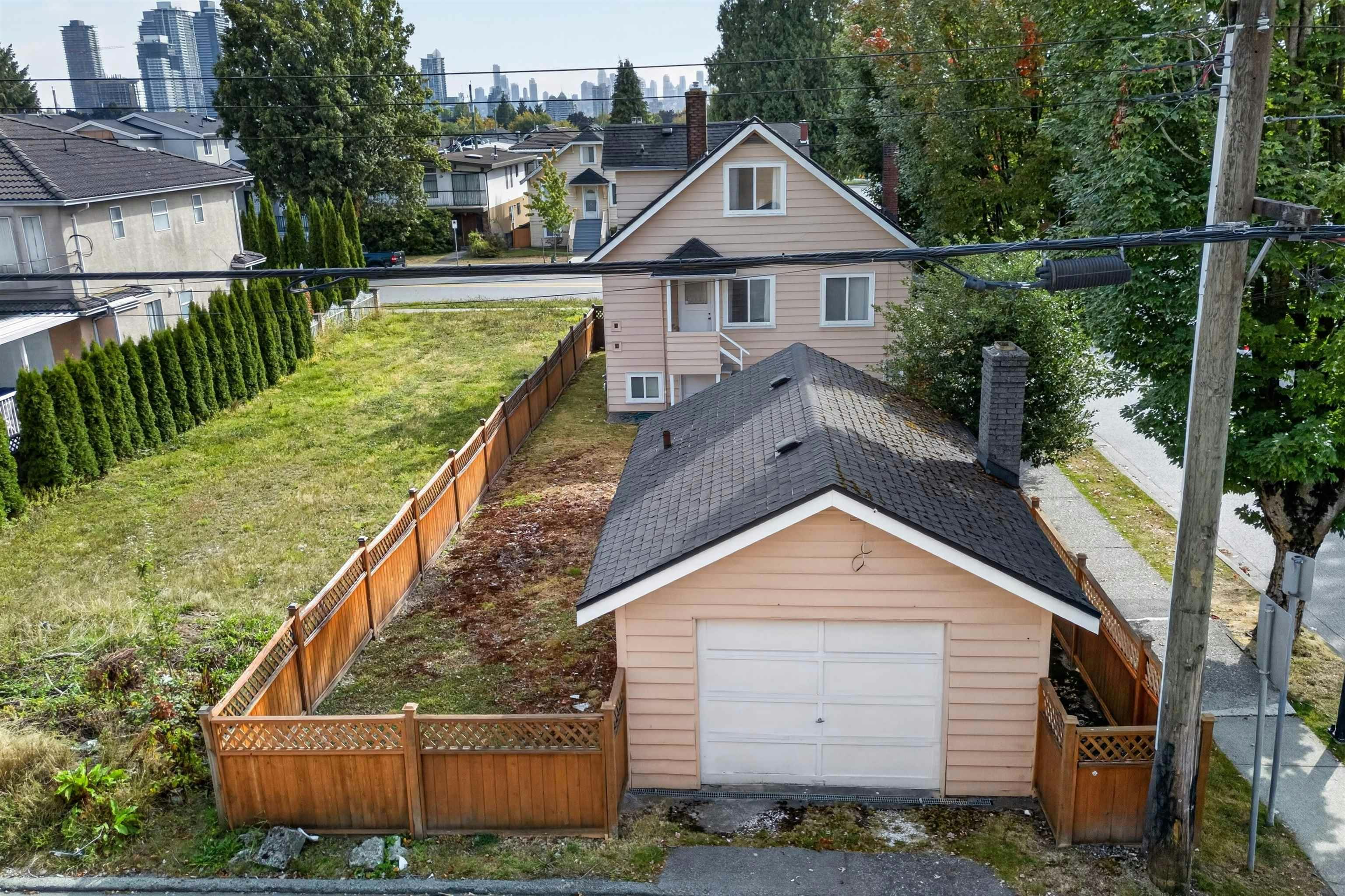 4205 Pender Street, Burnaby, BC, V5C 2M4 - 6